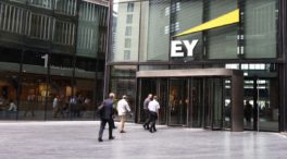 La filial española de Ernst & Young, a un paso del banquillo por apropiación ilegal de secretos