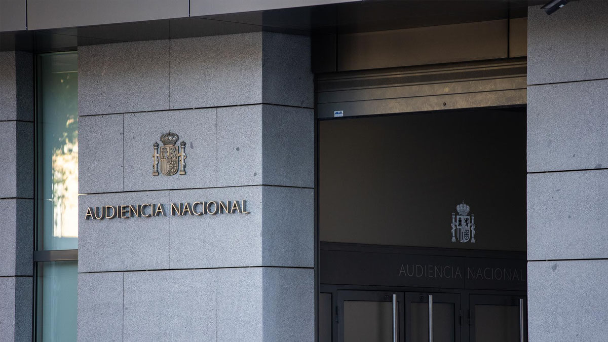 El juez del ‘caso Popular’ rehusa excluir al Banco Santander como posible responsable civil