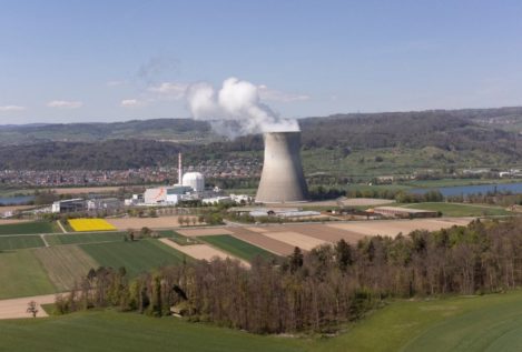 El Parlamento Europeo declara verdes la energía nuclear y el gas