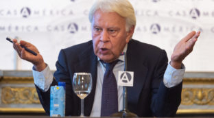 Felipe González dice que no le «suena» bien proyecto de Ley de Memoria Histórica