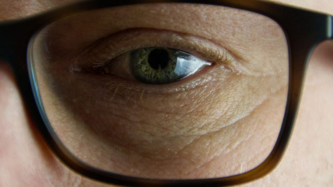 Tensión ocular alta, la peligrosa señal del glaucoma: qué es y cómo atajarla