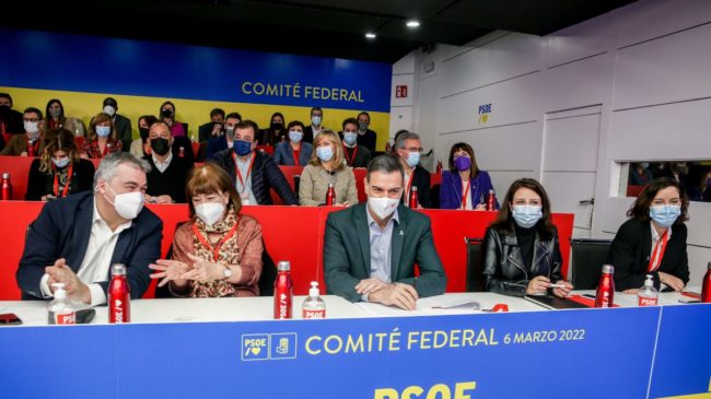 El PSOE emprenderá cambios la Ejecutiva y en los grupos parlamentarios en el Comité Federal
