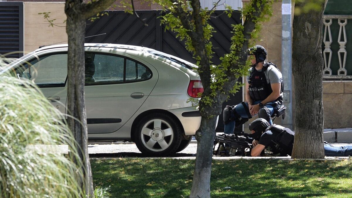 Detenido el asesino de Santovenia (Valladolid) tras trece horas atrincherado en su casa