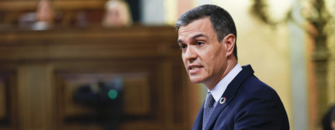 El Ibex estalla contra Sánchez y advierte de un frenazo inversor si sigue con su deriva populista