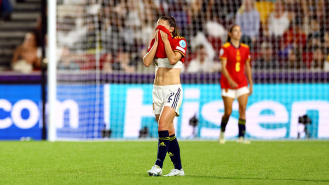 España se complica la vida ante Alemania (3-0)