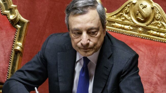 Draghi reconsidera su dimisión y pide el apoyo de los partidos para "reconstruir" su Gobierno