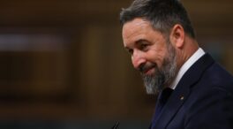 Abascal reitera a Sánchez su intención de acabar con toda la "porquería legislativa" del Gobierno: "Todo lo que destruyan y todo lo que derriben"