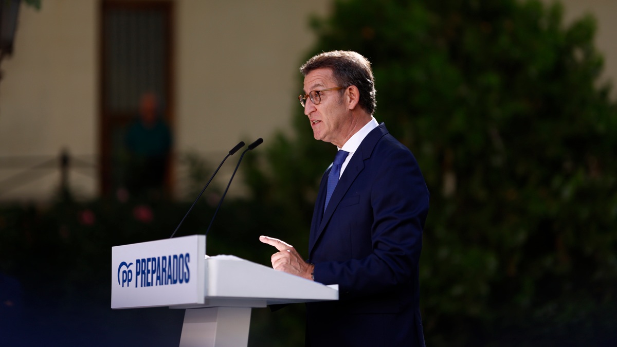 Feijóo erige al PP como única alternativa al «desgobierno» de Sánchez