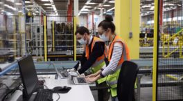 Los salarios más bajos suben un 2,9% hasta mayo, ocho décimas más que los sueldos altos