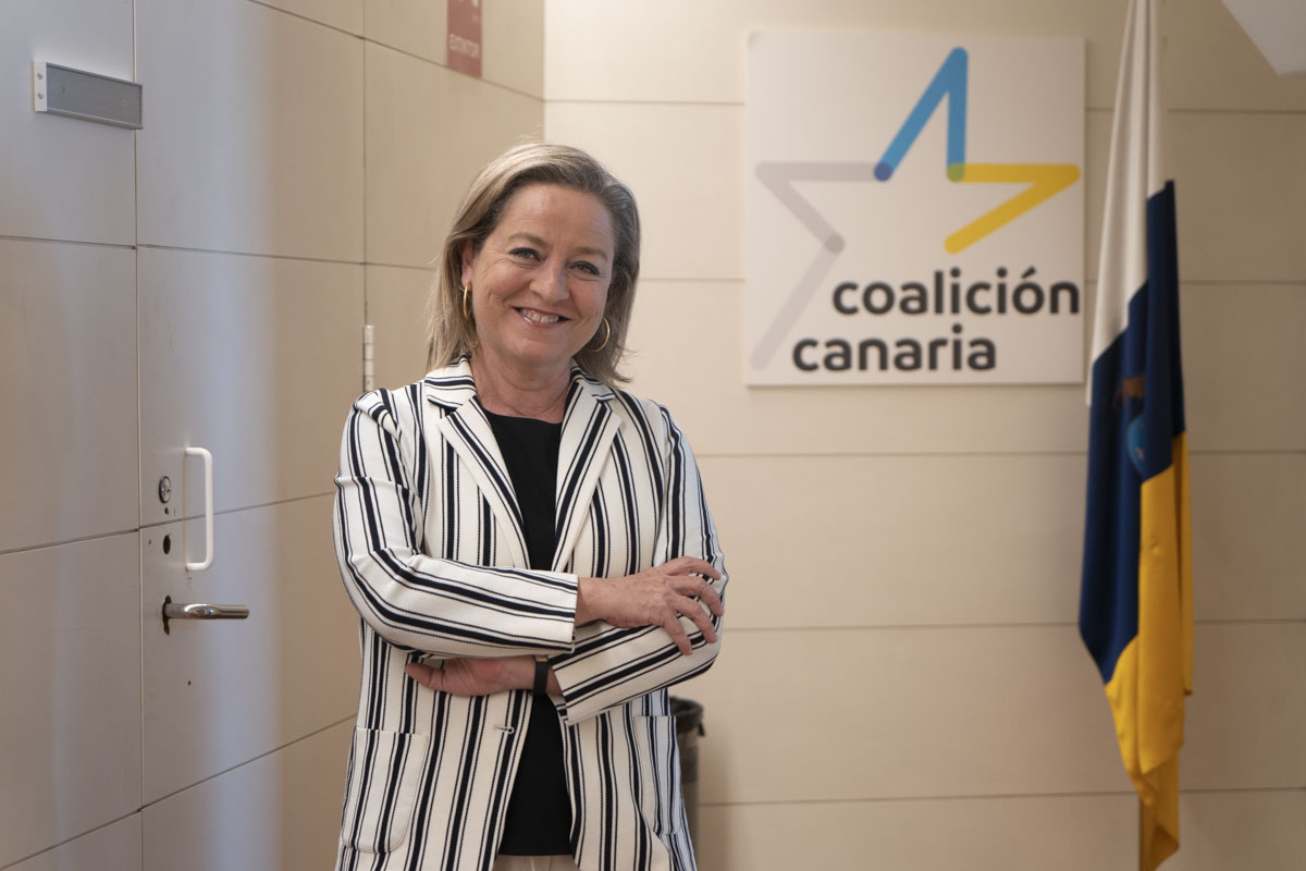 Ana Oramas: «No sé si Sánchez ignora la realidad y llegará tarde, como Zapatero»