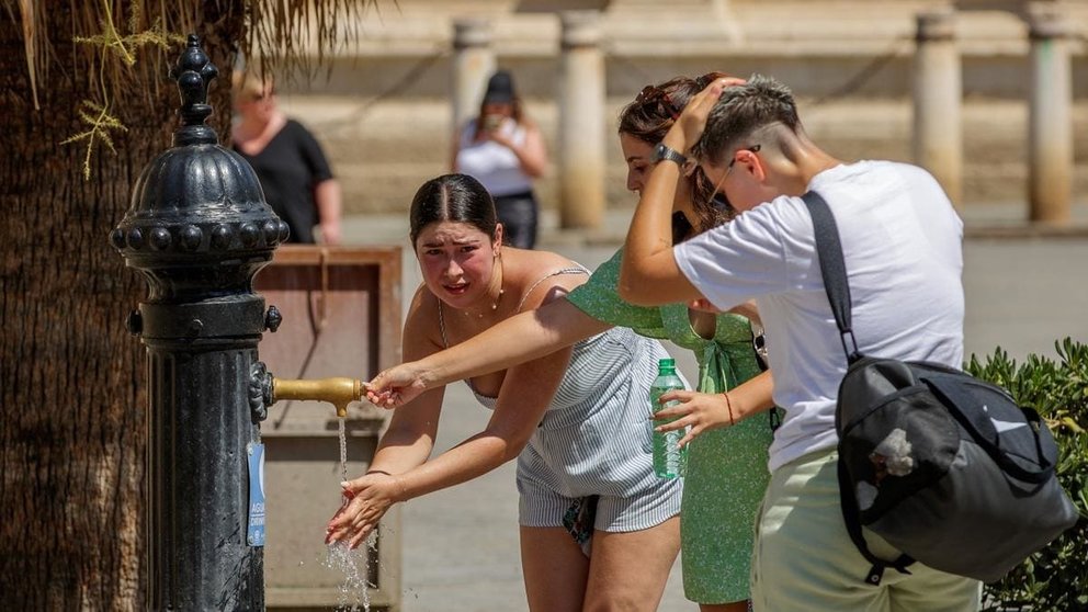 Calor extremo: Cádiz y Córdoba en alerta roja por temperaturas de hasta 45 grados