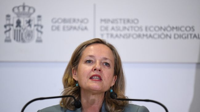 Los fondos europeos excluyen a las empresas y se gastan en edificios públicos, AVE e inclusión