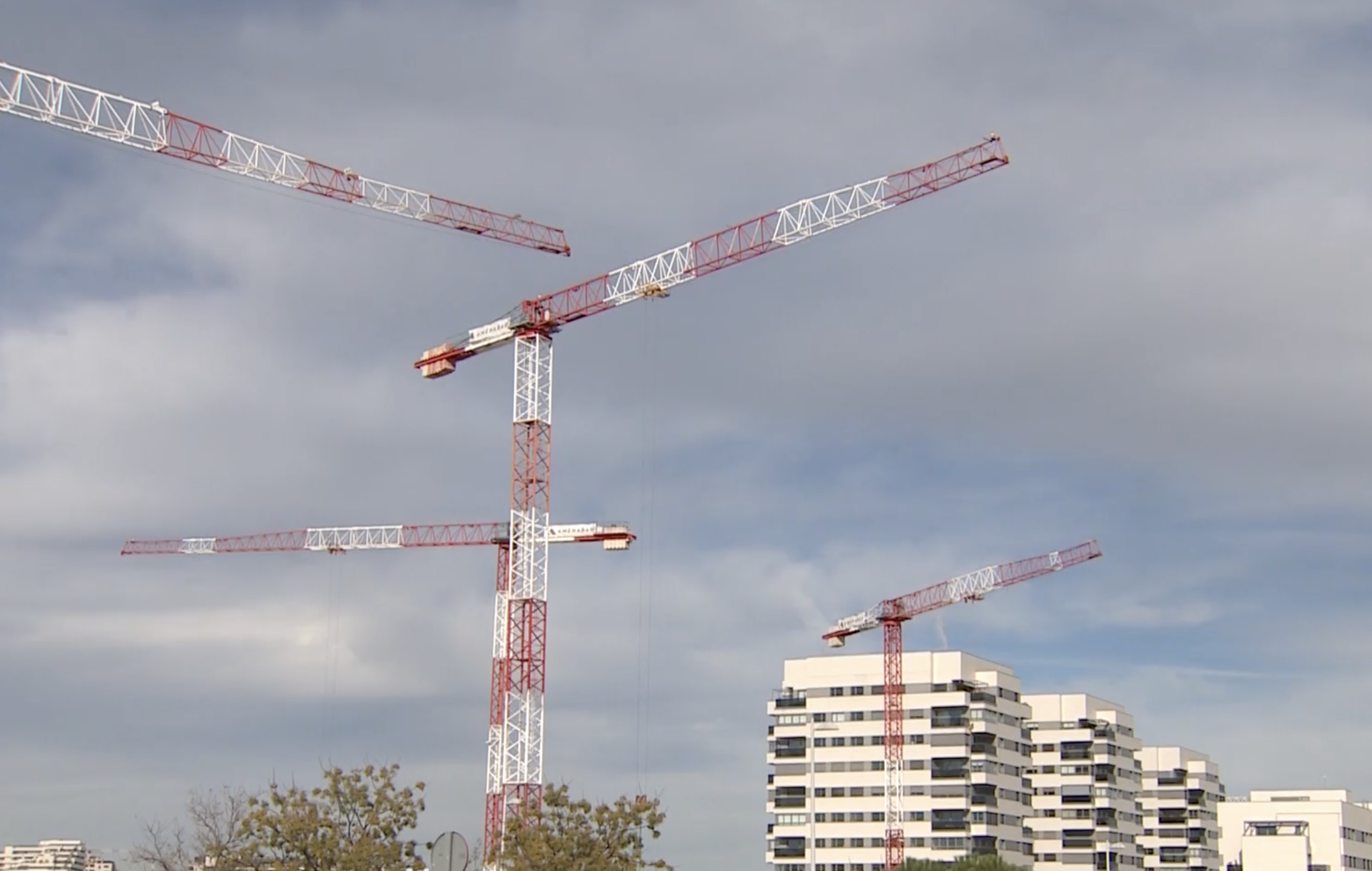 La compraventa de viviendas registra su mejor mayo en 15 años