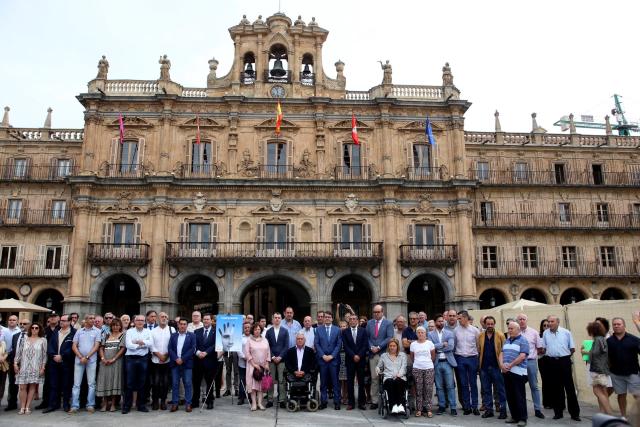 España recuerda el aniversario del asesinato de Miguel Ángel Blanco con concentraciones en todo el territorio