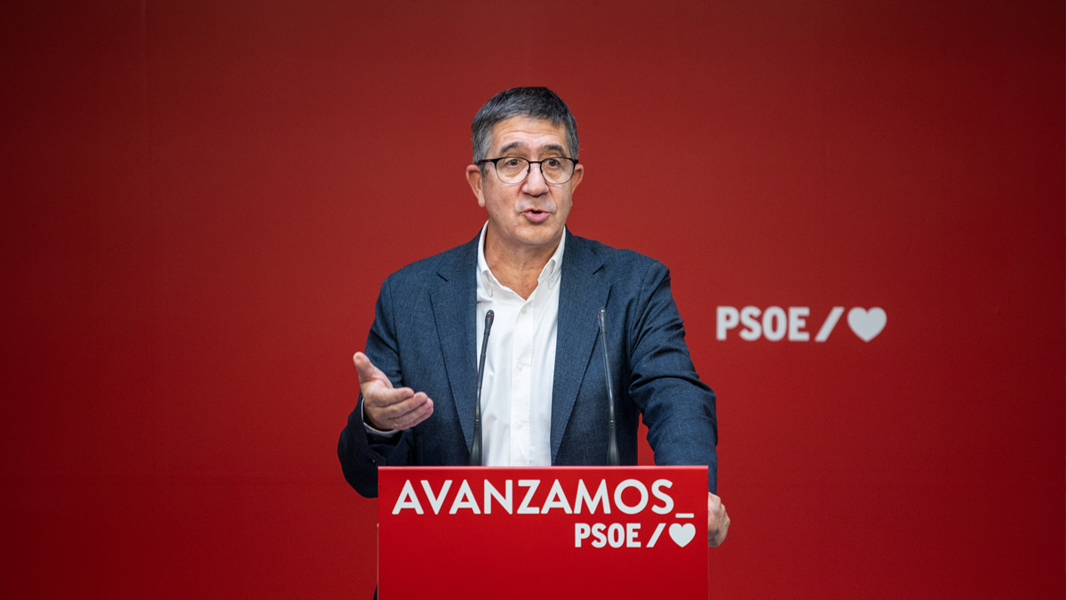 El PSOE acusa a Feijóo de manipular a víctimas de ETA al reunirse con ellas