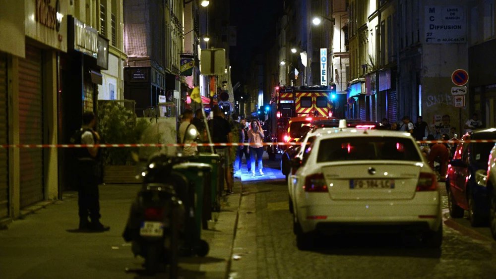 (VÍDEO) Un muerto y cuatro heridos en un tiroteo en un bar del distrito 11 de Paris