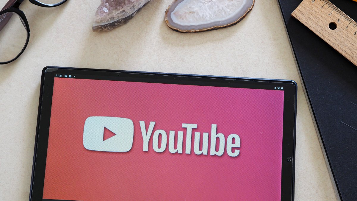 YouTube borrará todos los videos que desinformen sobre el aborto