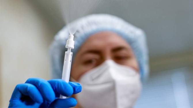 Descubren una nueva técnica de vacuna intranasal que crea anticuerpos para el VIH y el covid