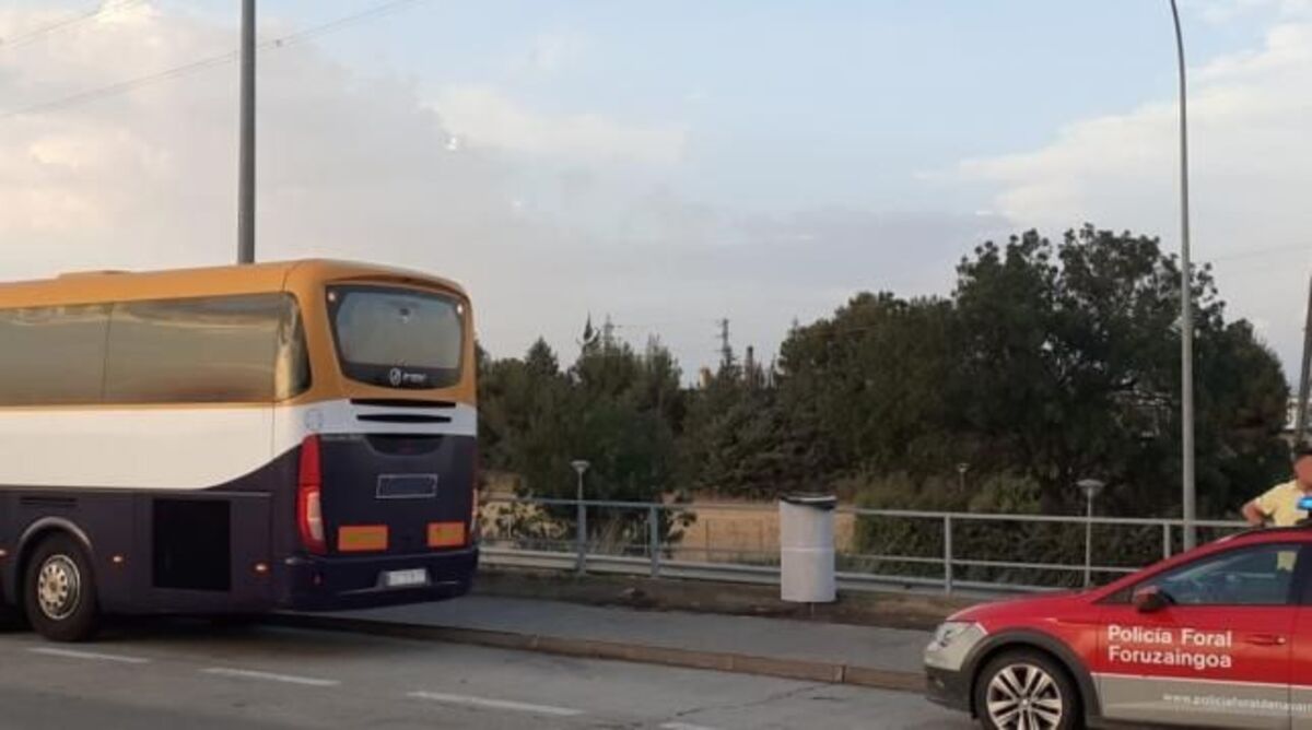 Un conductor de autobús es denunciado por consumir drogas mientras llevaba a escolares