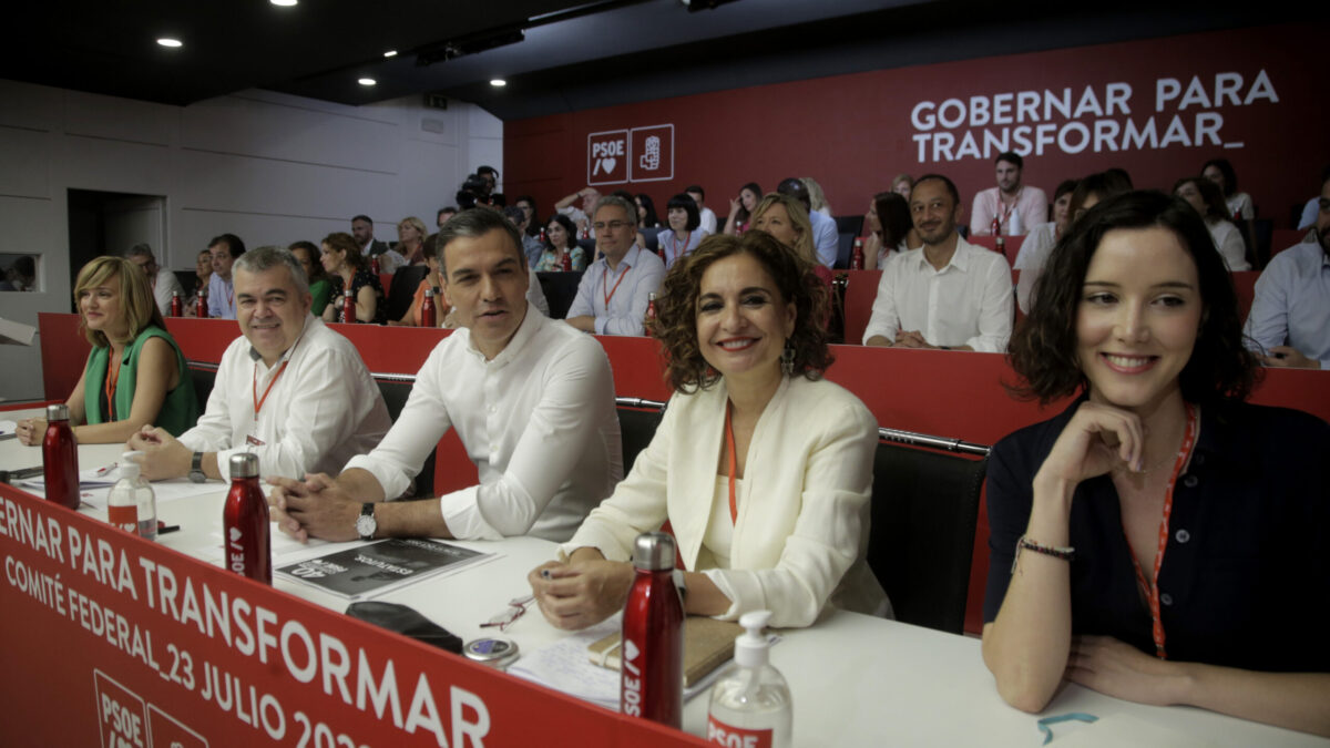 El Comité Federal extraordinario del PSOE ratifica los cambios del partido