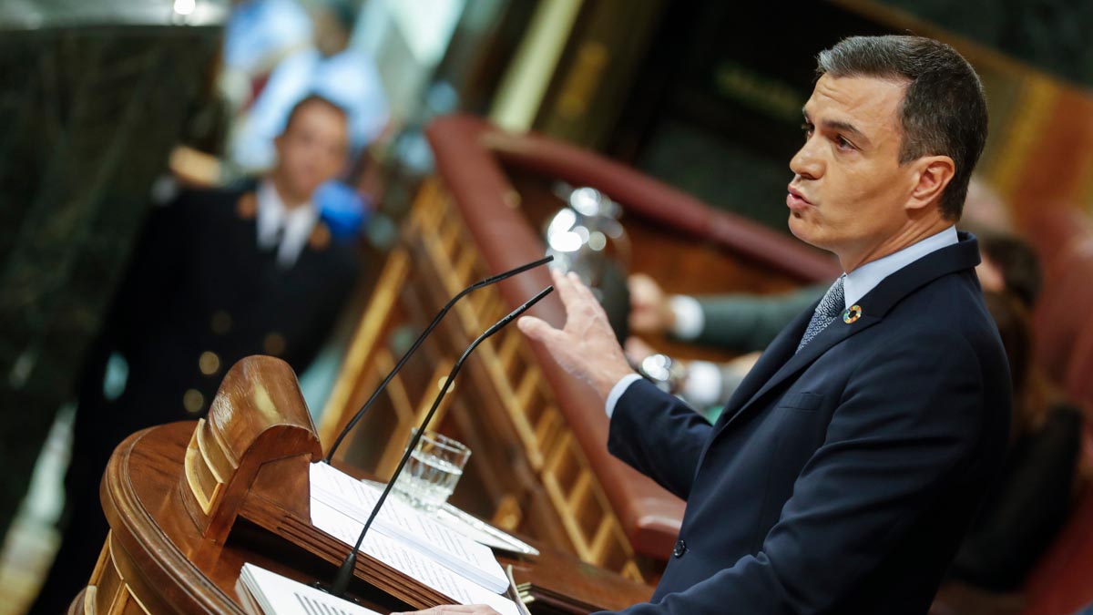 Sánchez anuncia un impuesto a las grandes empresas energéticas y financieras