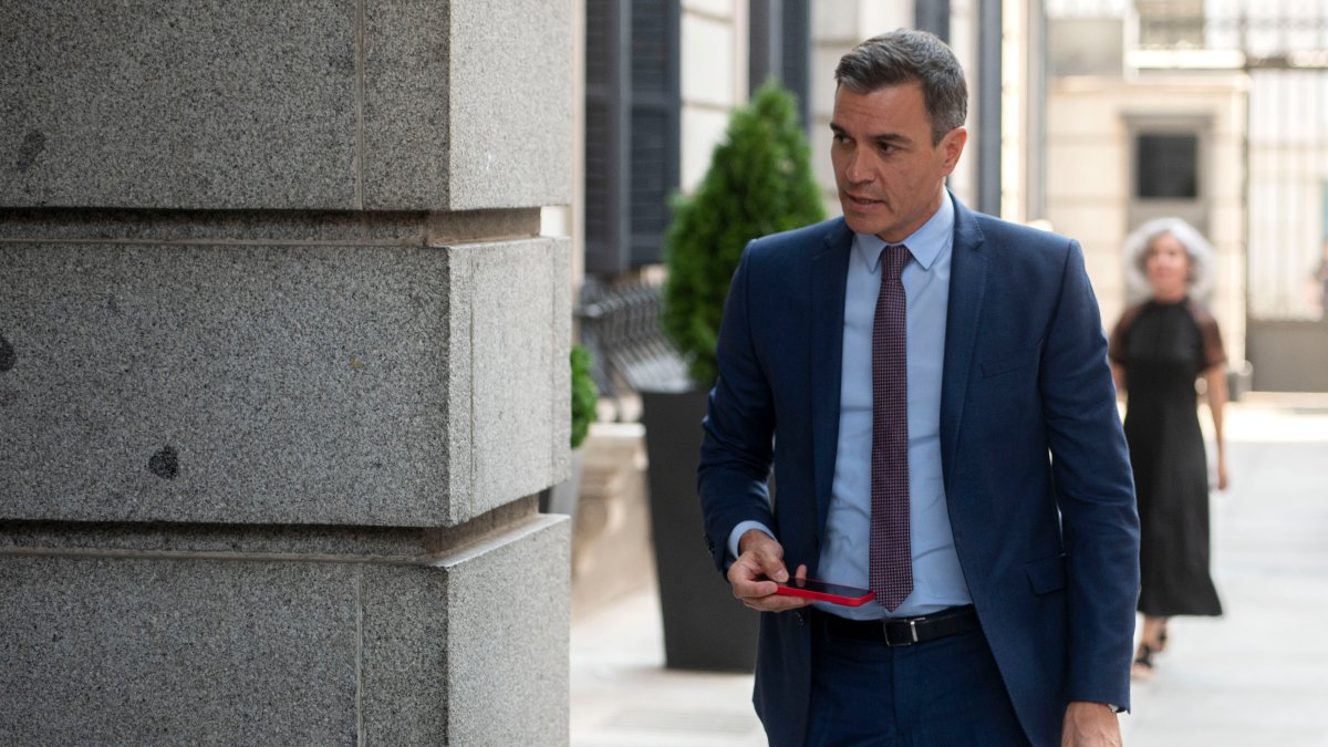 Sánchez convoca un Comité Federal del PSOE el sábado tras la dimisión de Adriana Lastra