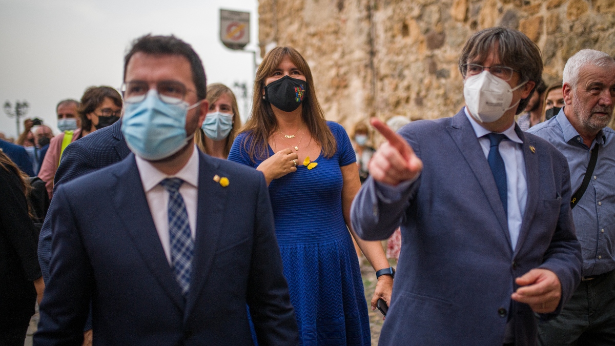 Puigdemont también deja caer a Laura Borràs y evita defender en público su inocencia