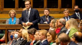 Tom Tugendhat, primer "tory" en postularse para suceder a Boris Johnson