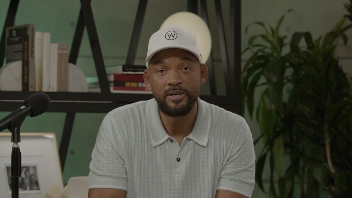 (VÍDEO) Will Smith reaparece para disculparse con Chris Rock cuatro meses después: «Me siento como un mierda»