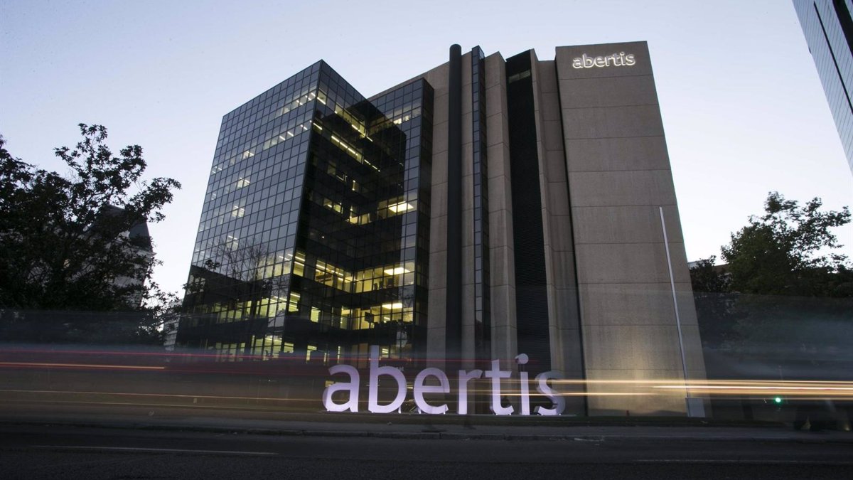 Abertis aumentó sus ingresos en un 7% en el primer semestre, hasta los 2.427 millones