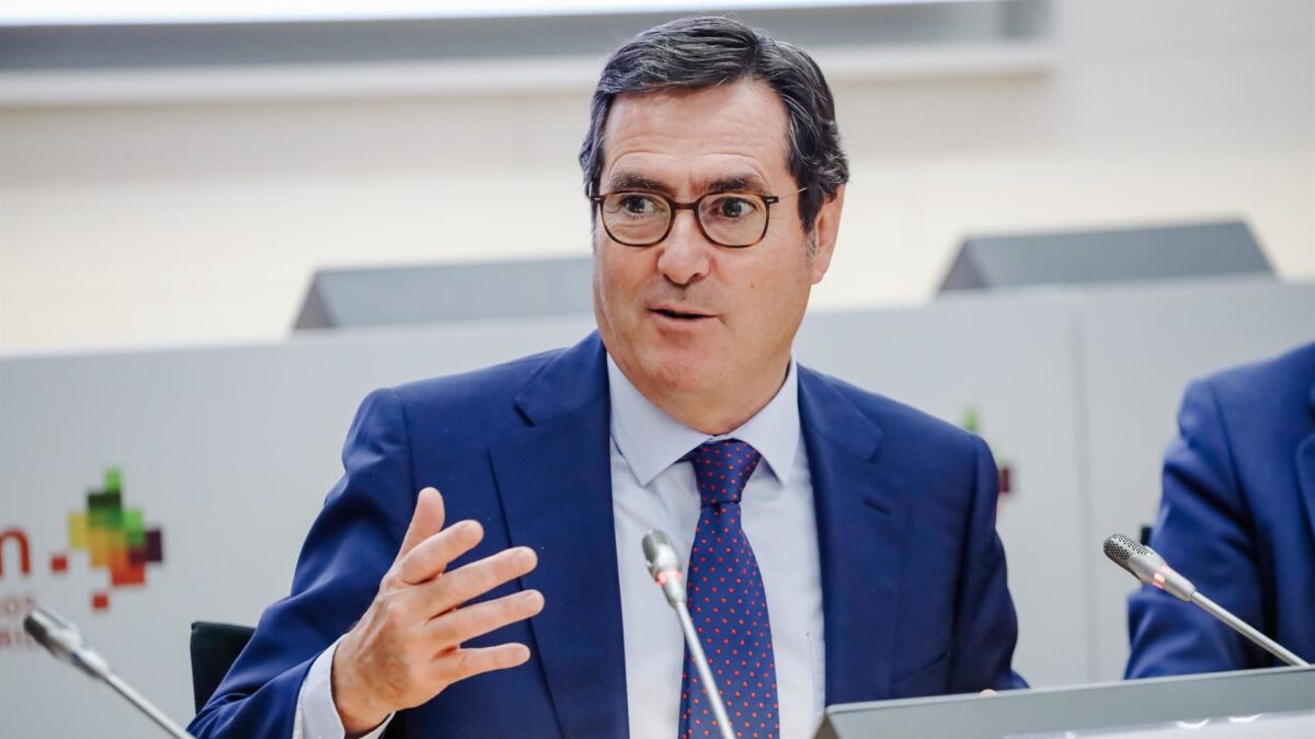 La CEOE advierte de «altas tasas» de licitaciones desiertas en los fondos europeos