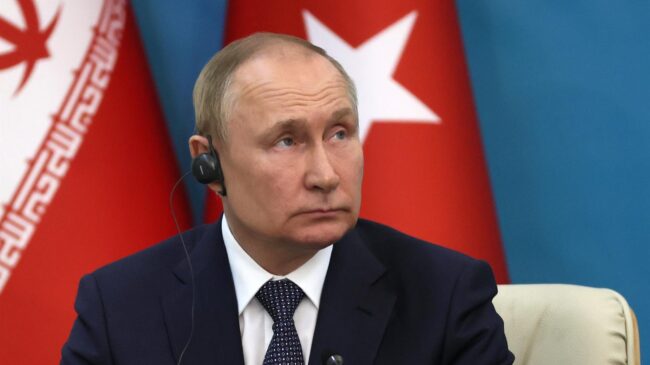 Putin afirma que Gazprom cumple y pretende cumplir todas sus obligaciones