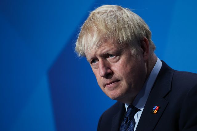 Boris Johnson designa a nuevos ministros tras su dimisión