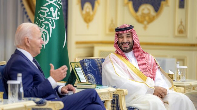 Críticas a Biden por su viaje a Arabia Saudí: "No debería tener relaciones con un Gobierno involucrado en el asesinato de un periodista"
