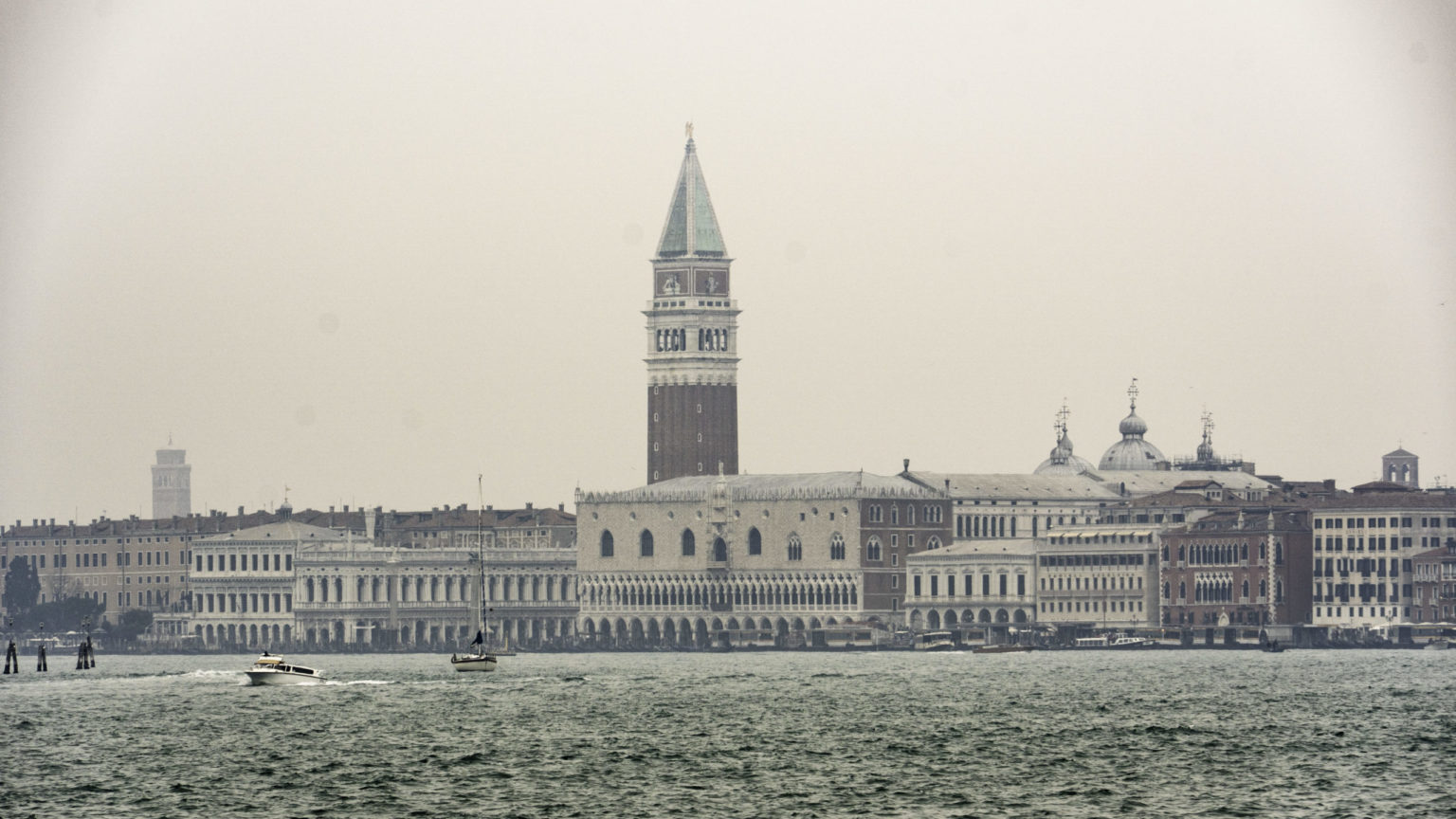 Venecia se convertirá en la primera ciudad del mundo que cobrará por entrar