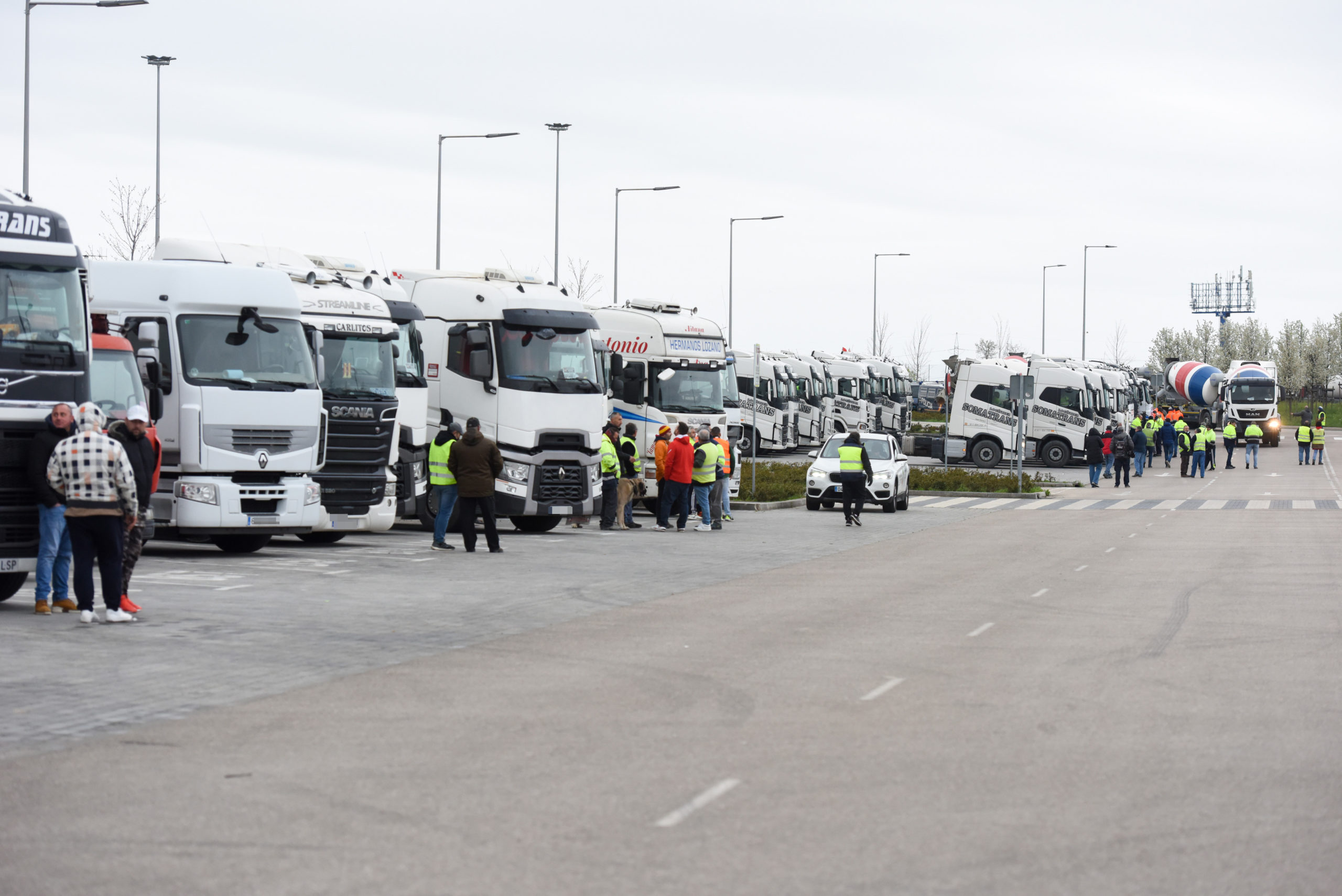 Los transportistas descartan nuevos paros por ser «malo para el país»