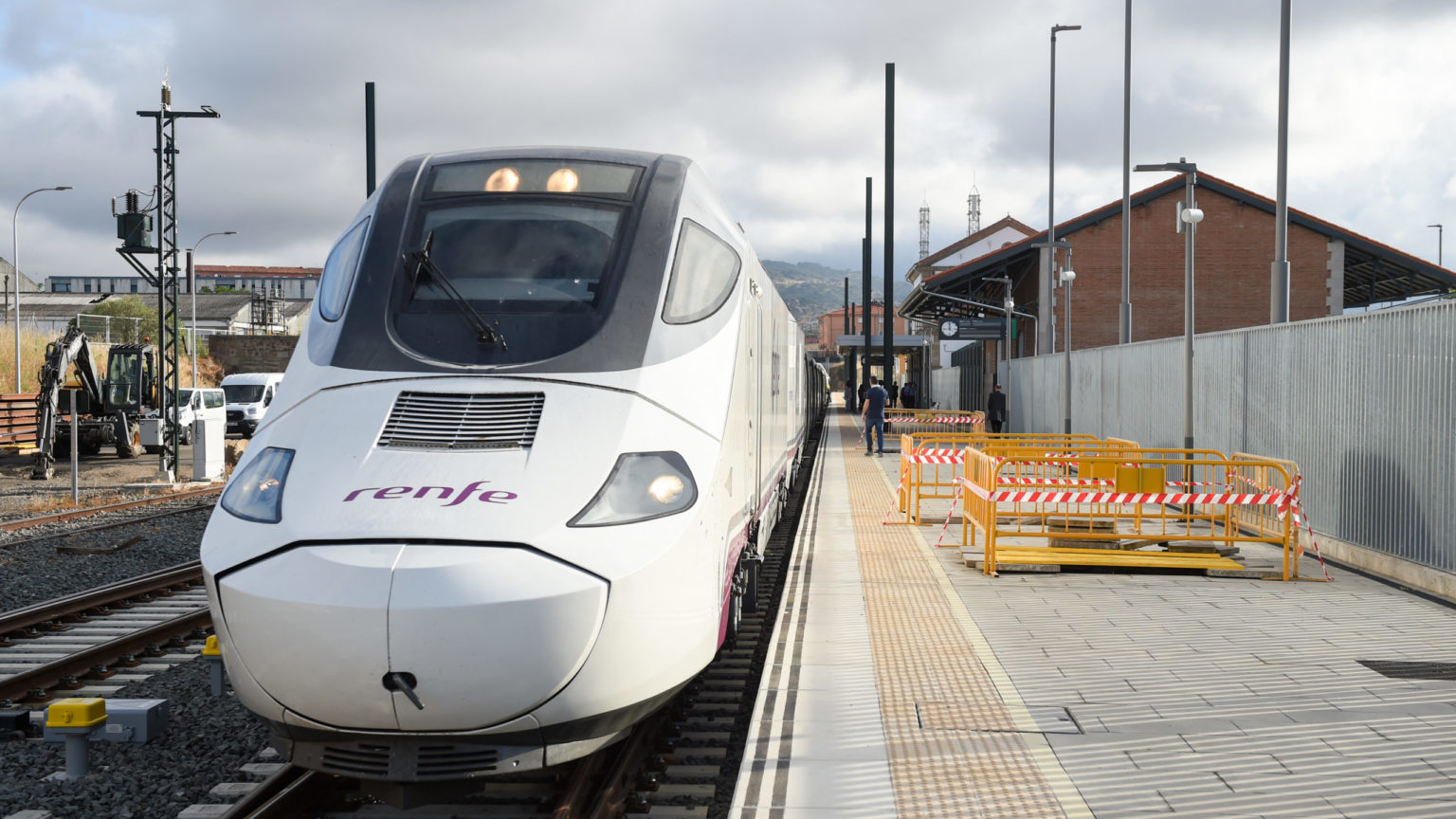 Renfe abrirá el lunes un registro para pedir los bonos gratuitos para el transporte