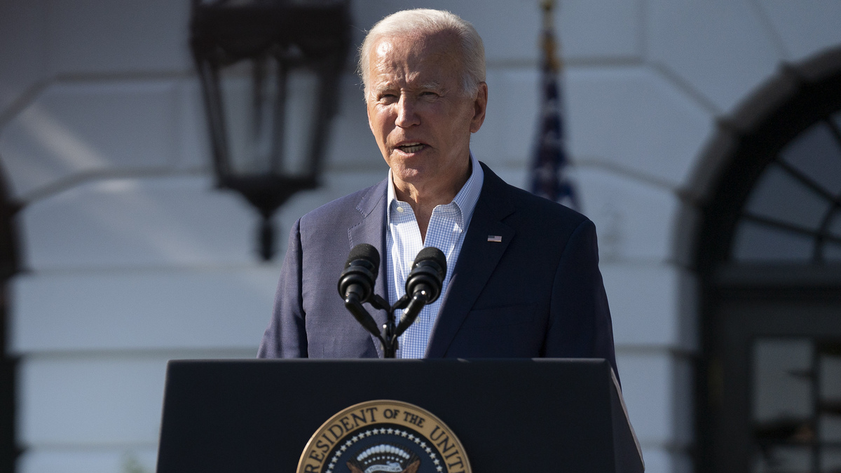 Biden responde a las críticas y lanza un decreto para proteger el acceso al aborto