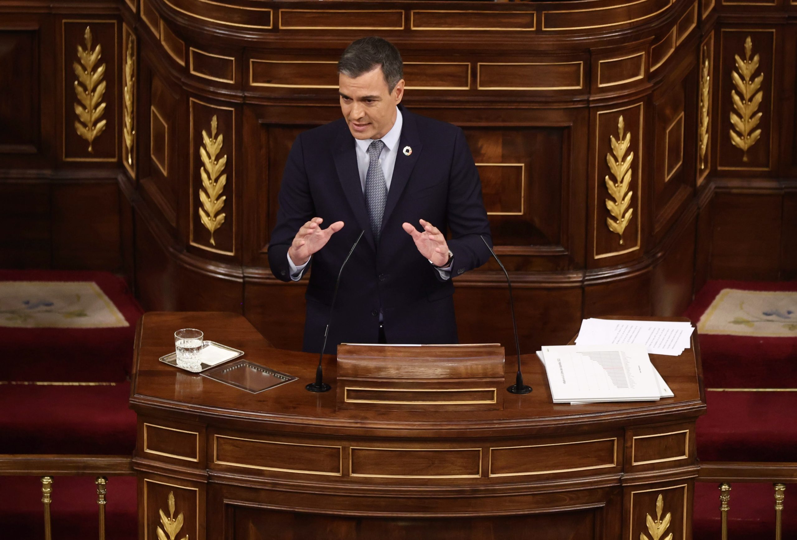 La banca se revuelve contra Sánchez y niega que existan los beneficios extraordinarios