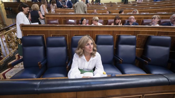 El PSOE entra en la 'guerra' de Iglesias con Díaz: ofrece apoyo y presencia en medios a Podemos