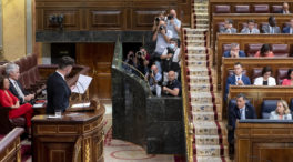 Rufián exhibe tres «balas» utilizadas por Marruecos en Melilla y Sánchez le reprende