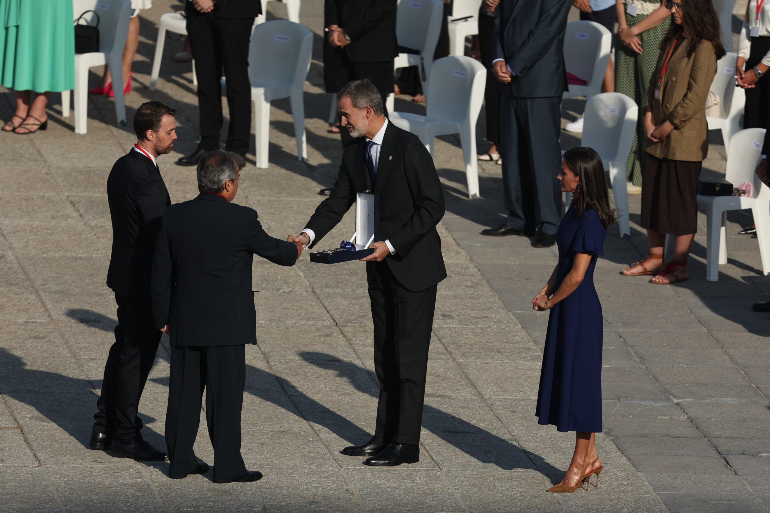 Instituciones rinden homenaje a las víctimas de la pandemia