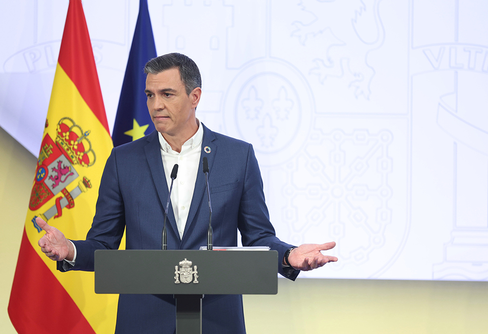 Sánchez se pone de perfil ante las peticiones en la UE para retirar los visados a turistas rusos