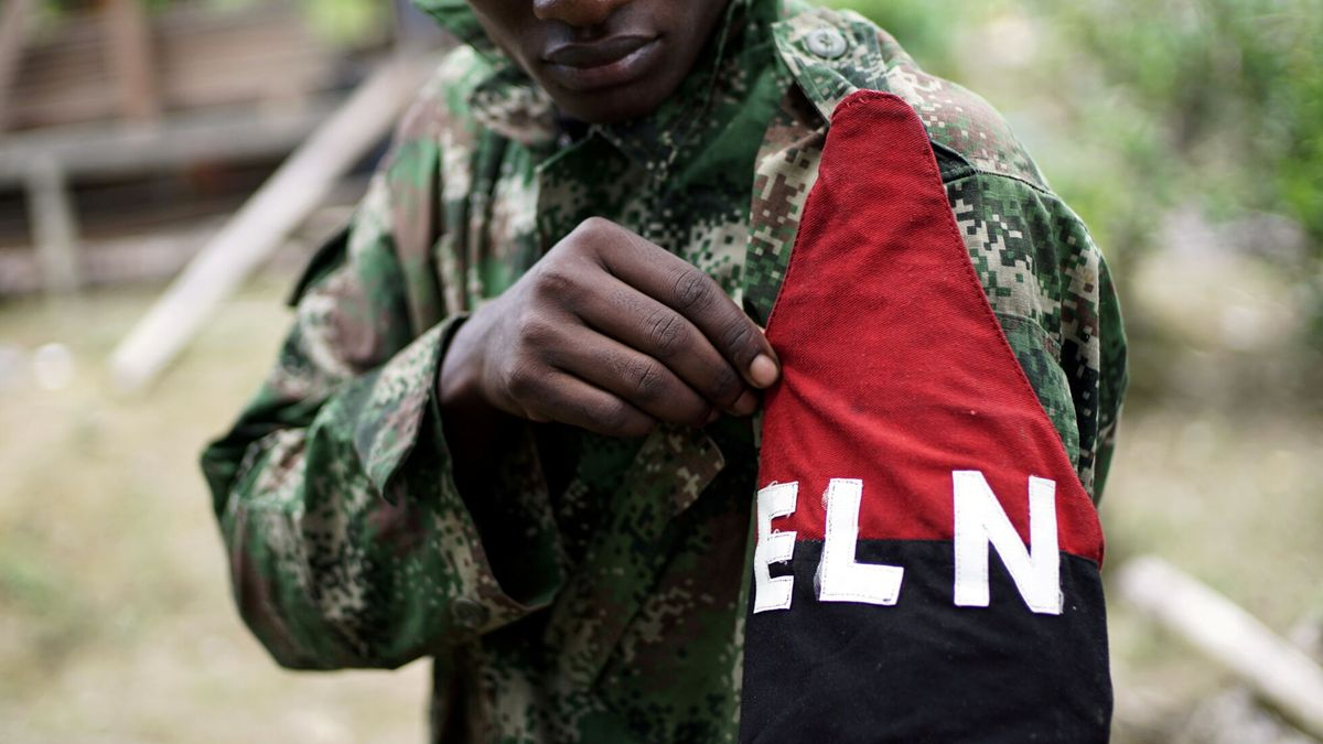 La guerrilla colombiana ELN se abre a negociar la paz con el Gobierno de Gustavo Petro