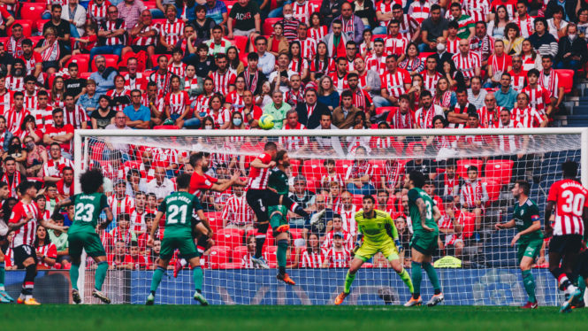 Dazn presiona a Vodafone para recuperar parte de los 90 millones de los derechos de La Liga