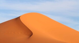 William Atkins captura los secretos espirituales de ocho grandes desiertos