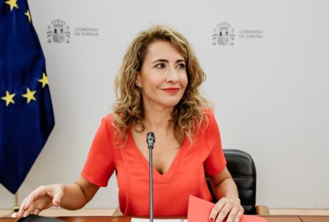 El Gobierno anuncia un nuevo paquete de 450 millones de euros en ayudas a los transportistas