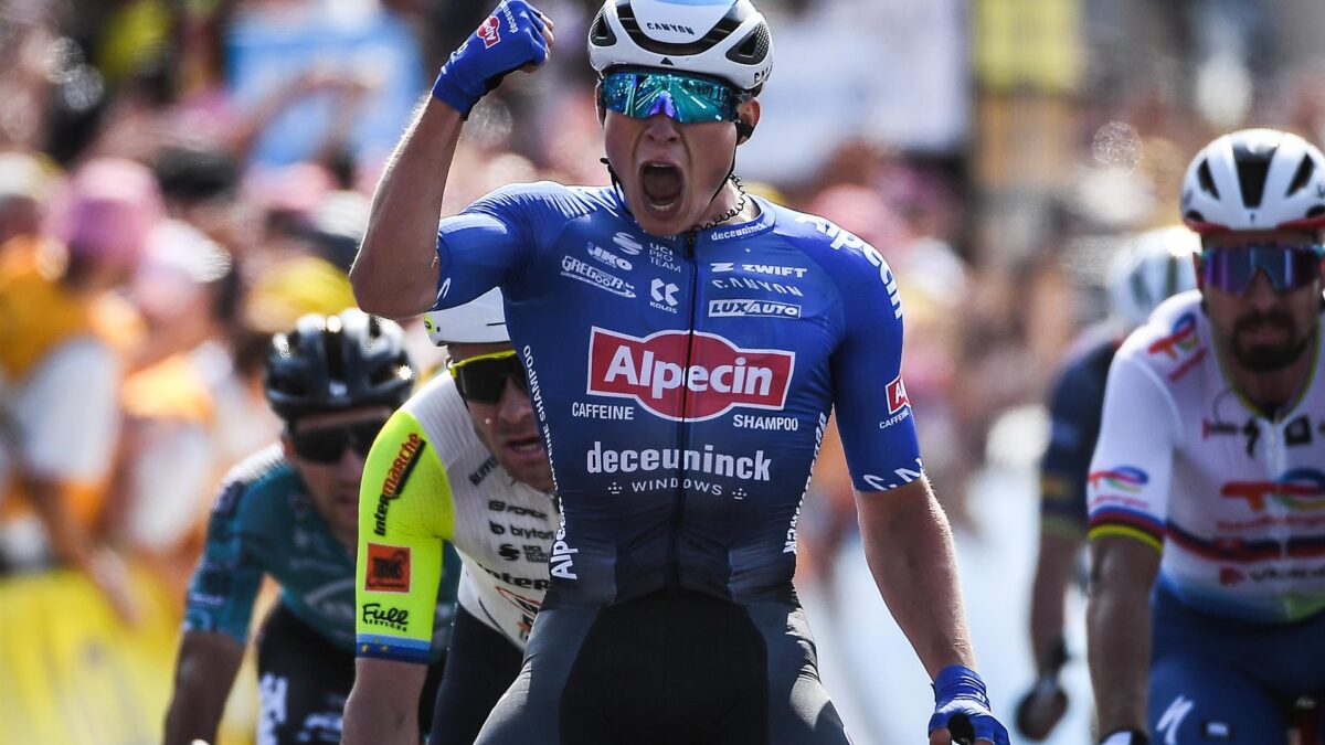 Philipsen se impone en el esprint de Carcasona en el Tour de Francia en un día difícil para Jumbo