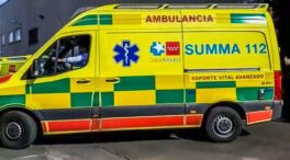 Un hombre asesta seis puñaladas a su pareja en su piso de Madrid y se da a la fuga