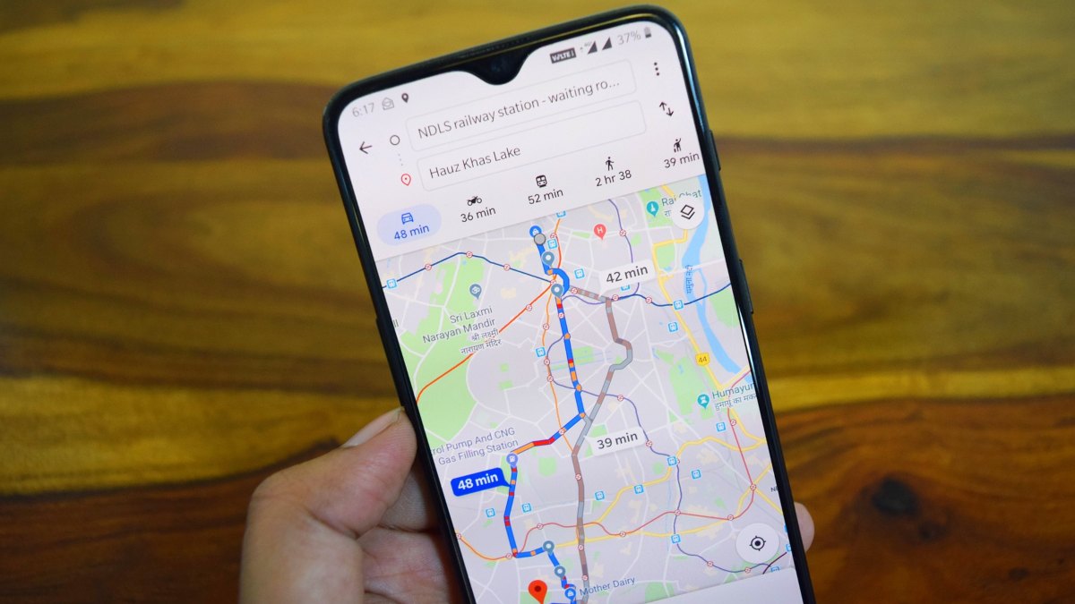 Truco para ahorrar gasolina: Google Maps te facilita las rutas más económicas (y ecológicas)